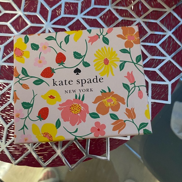 SOLD Brand new Kate spade pink wallet - Picture 3 of 3